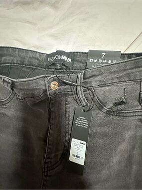 Fashion Nova Men’s Black Gray Skinny Jeans